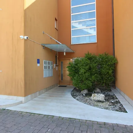 Dan Apartman Rovinjsko Selo
